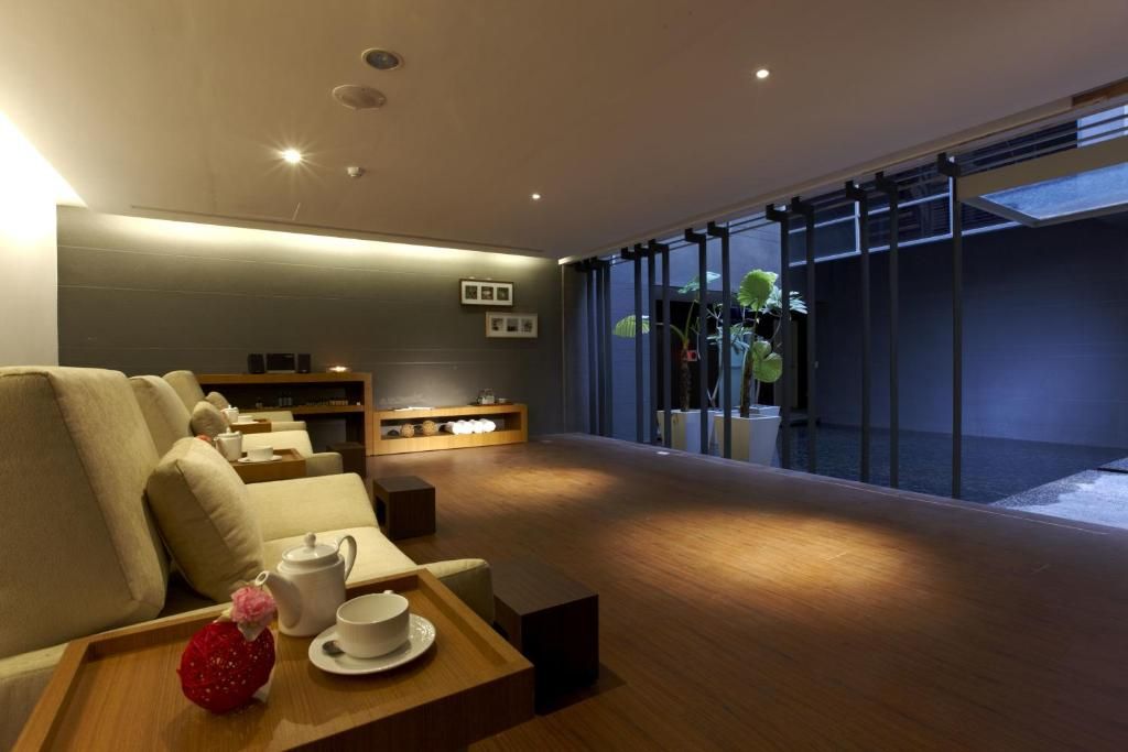 北投倆人旅店 (Hotel Double One)