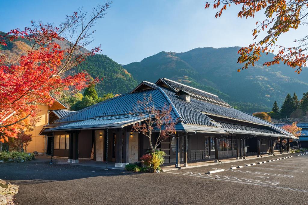 5.梅園飯店 (Yufuin Baien)