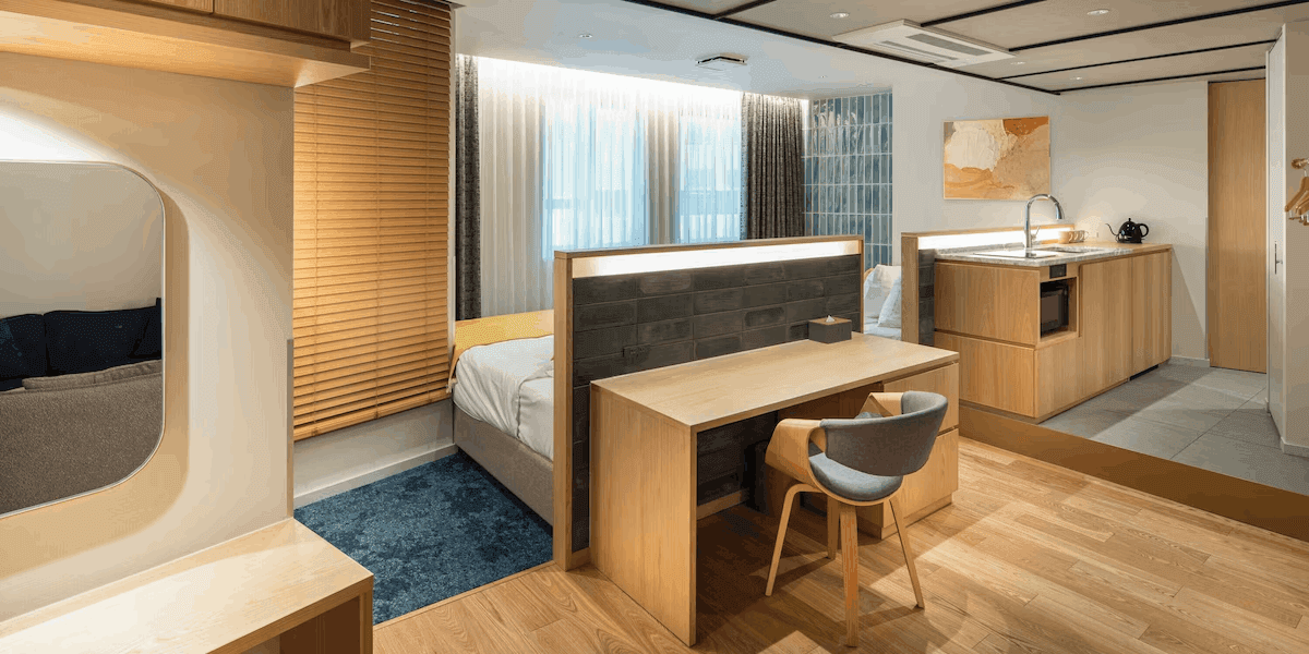 The GALA 酒店梅田 (The GALA Hotel Umeda)