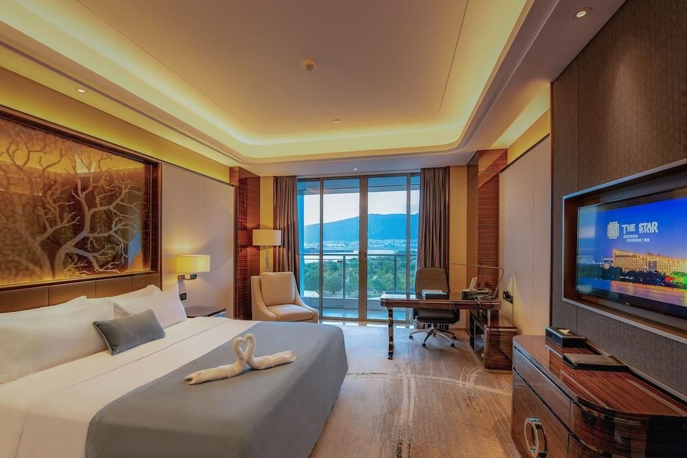 肇慶星湖大酒店 Zhaoqing Star Lake Hotel