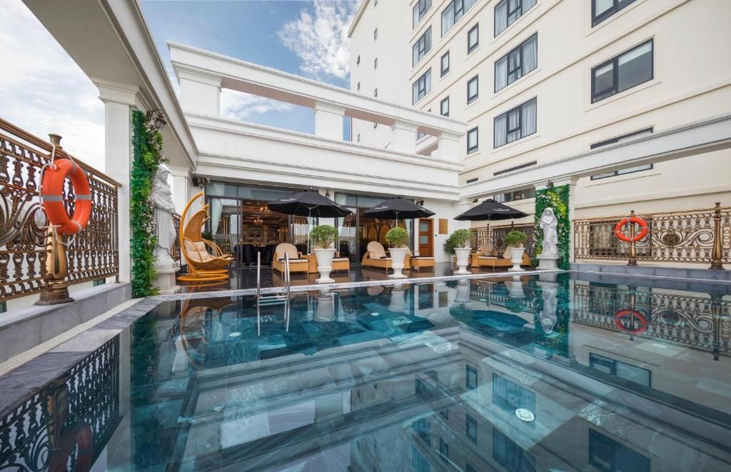 峴港君主酒店Monarque Hotel Danang