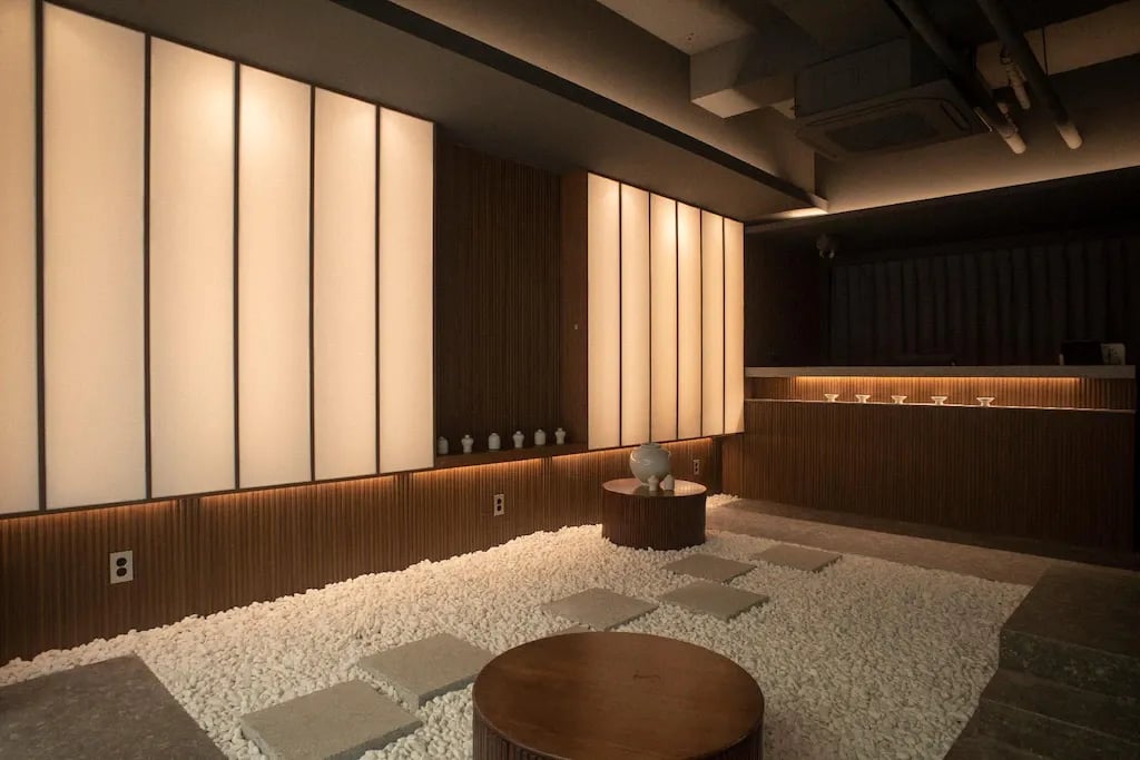 UH Suite The Myeongdong