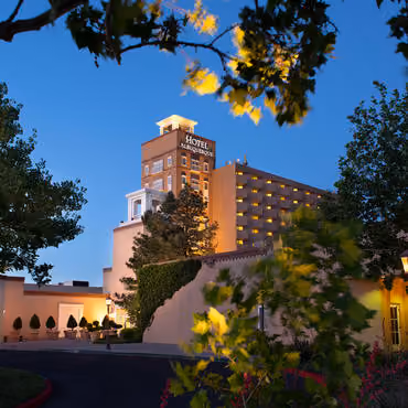 Exterior of Hotel Albuquerque