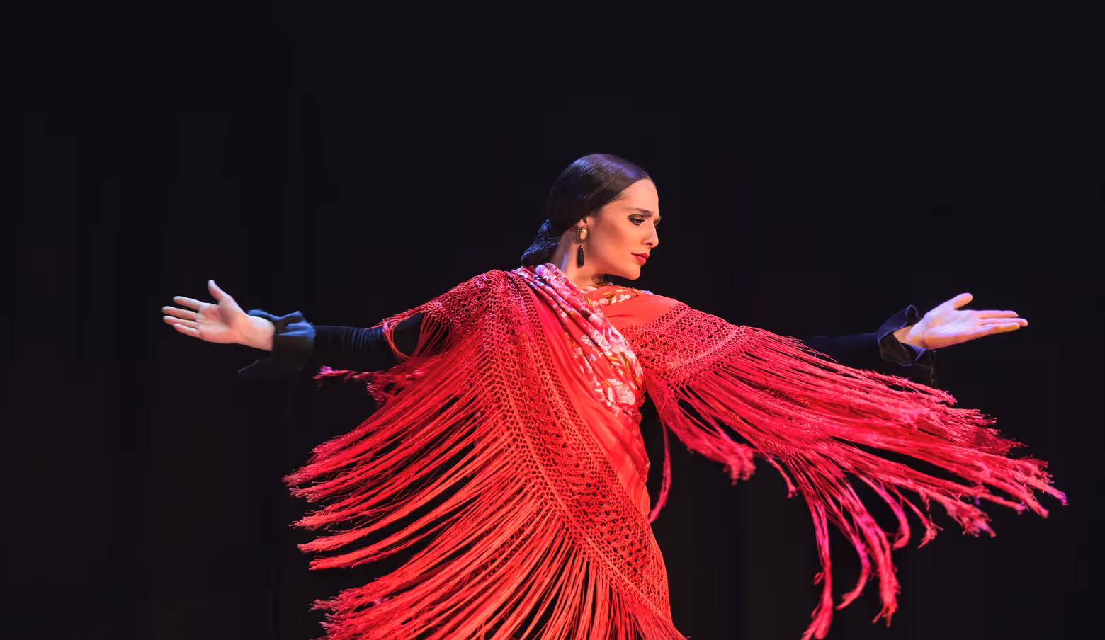 La Emi flamenco dancer with red shawl