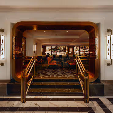 Entrance to 1922 Bar & Lounge in The Clyde Hotel