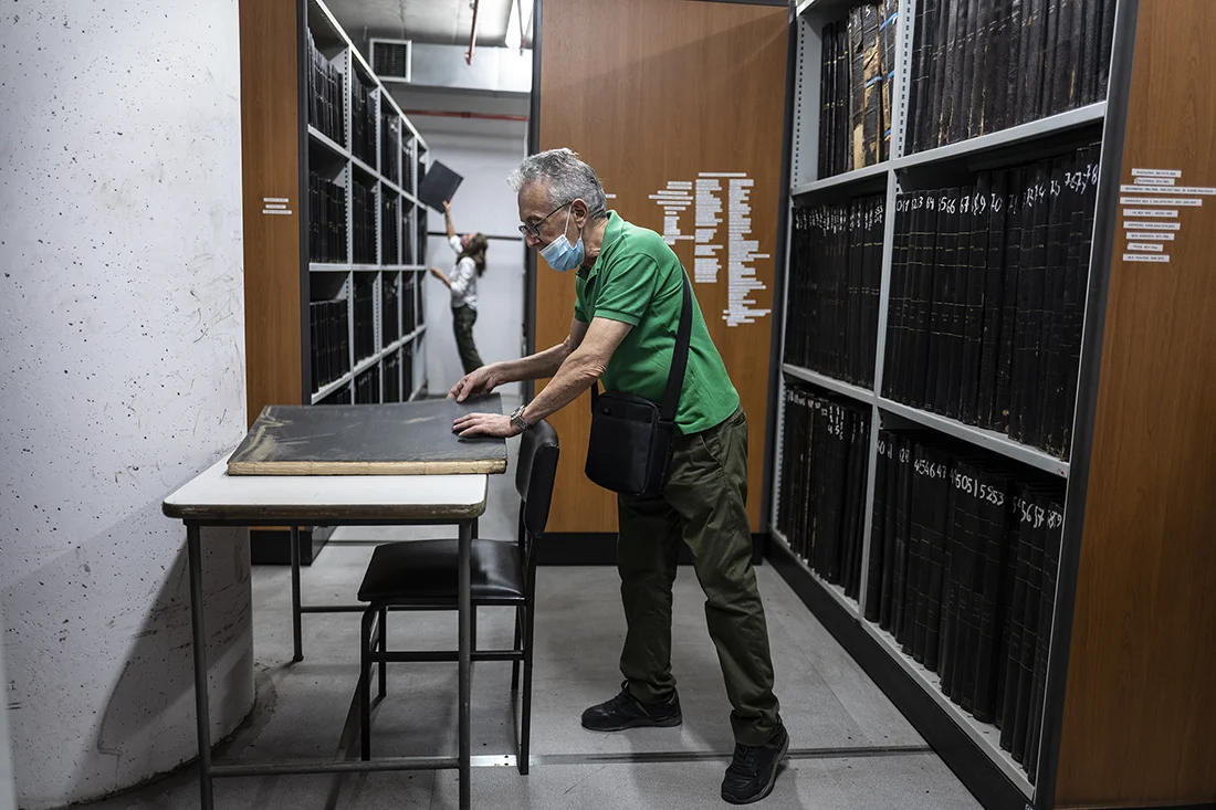 In one of the specially designed underground rooms, volumes of newspapers and magazines from past decades are stored.