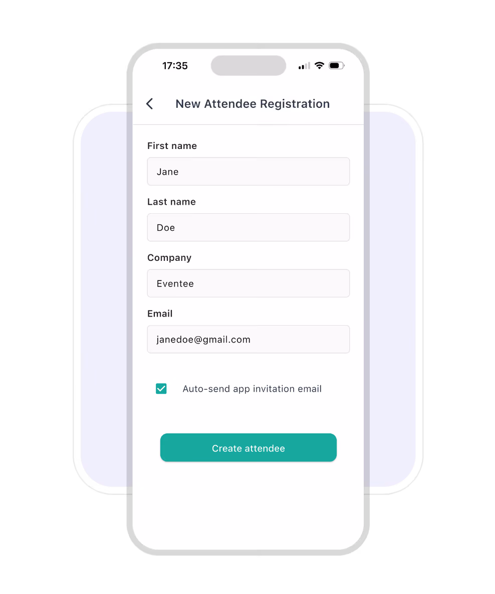 Captura de pantalla de la aplicación móvil de registro Eventee que muestra un formulario para añadir a un asistente que se haya registrado en la puerta.