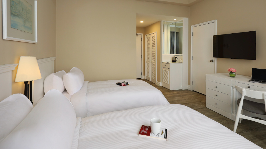 Room type photo gallery