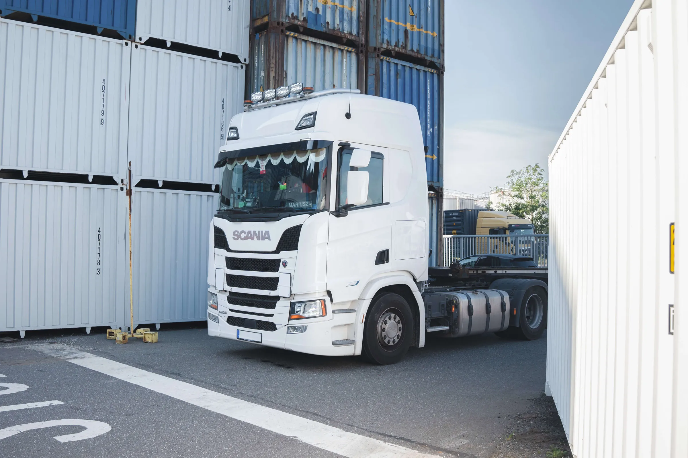 LKW bereit für den Containertransport
