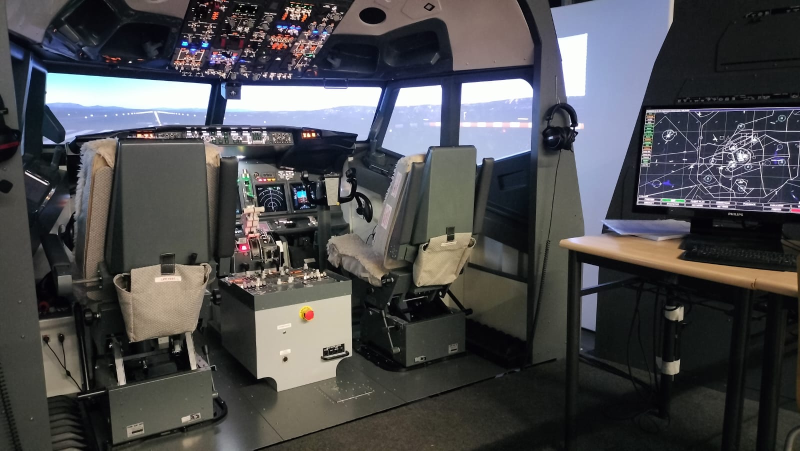 AESA Certifies a Second B737 Simulator Manufactured by Lasa Dynamics