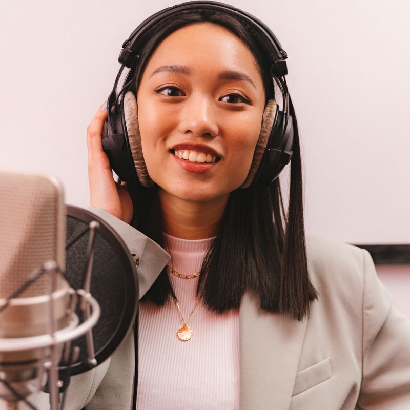 Sarah Reynolds, Freelance Web Designer, in the podcast studio