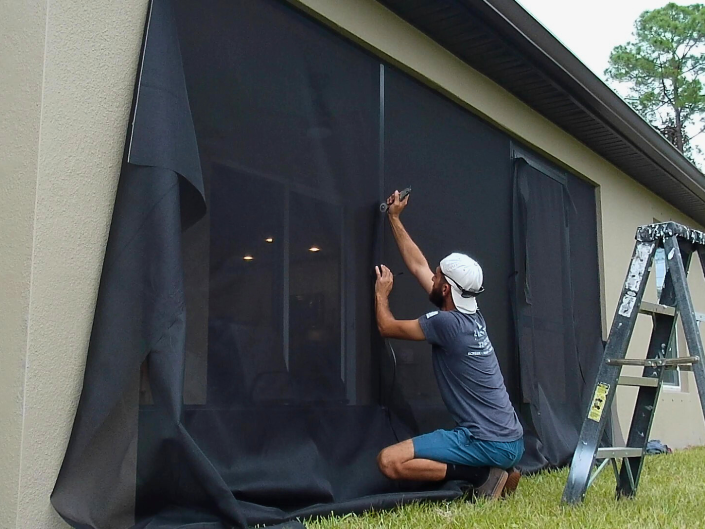 Screen enclosure repair