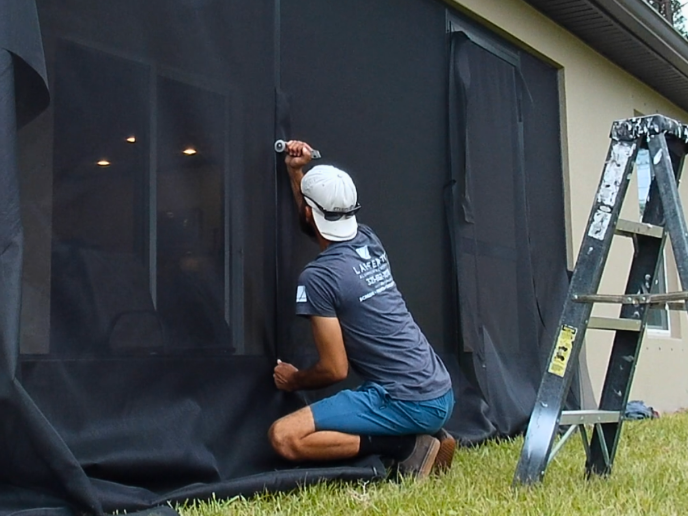 Screen enclosure repair