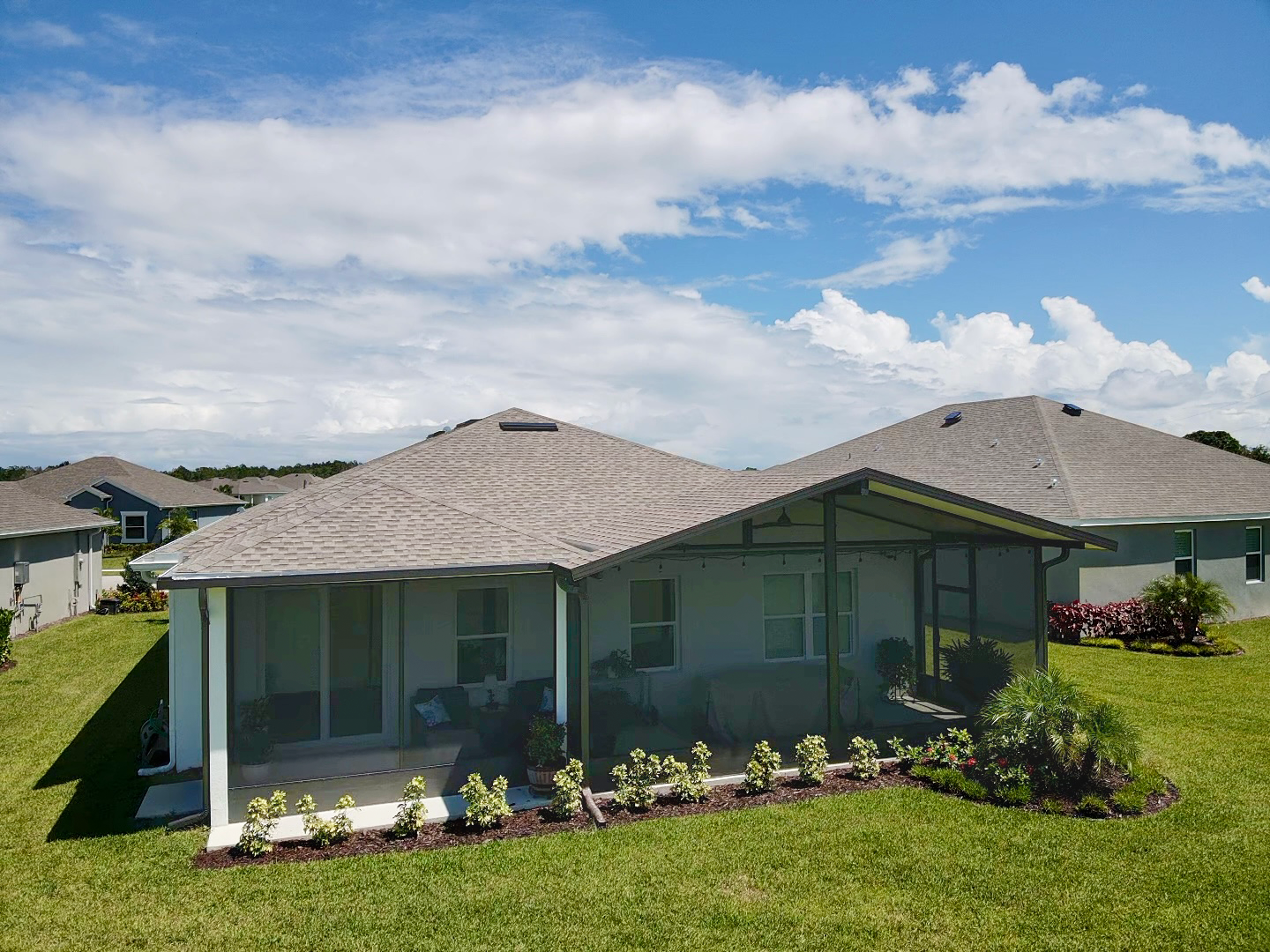Composite Roofs with Shingles