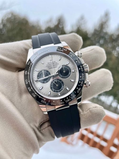 VI SELGER KLOKKEN DIN FOR DEG!