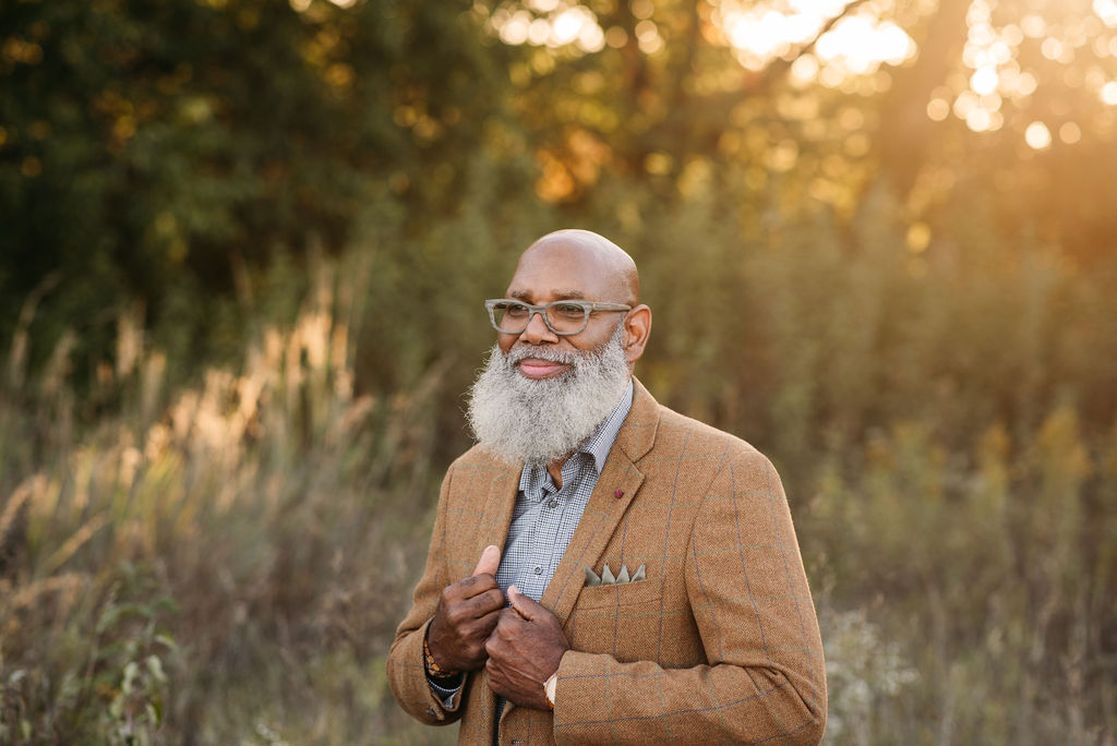 Portrait of Olathe Executive Pastor Lester Estelle