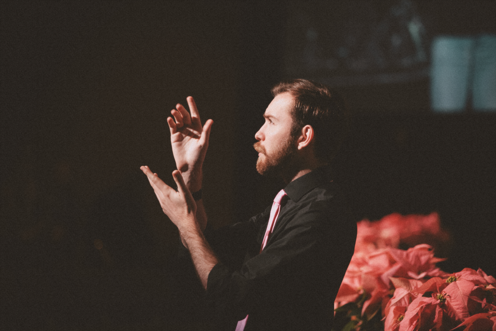 ecting in sunglasses, illustrating the innovative potential of Nimbus Library.