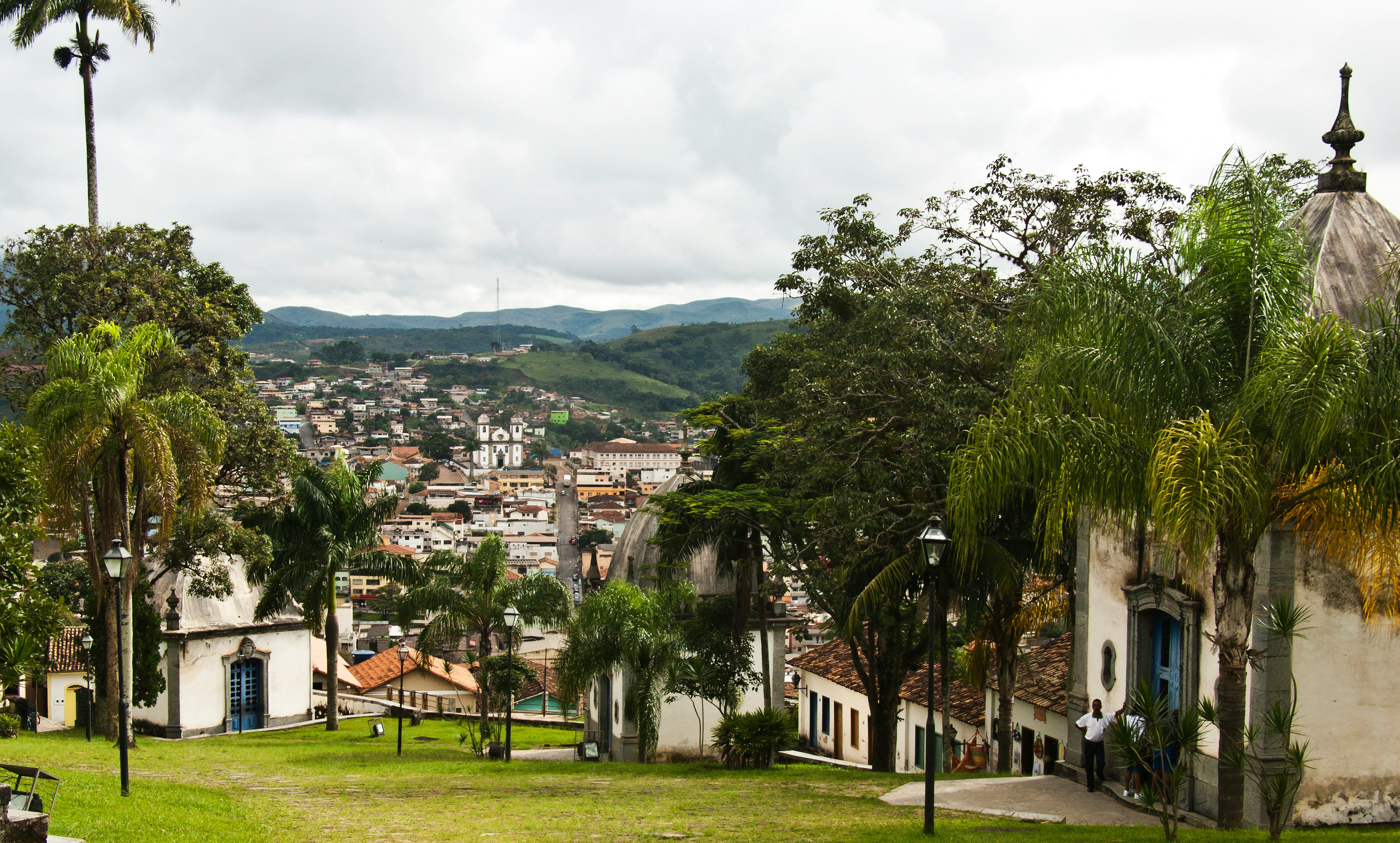 A beautiful Brazilian town with a grove of palm trees. 

Credit: gustavo-nacht-u6dnvgLiIMw-unsplash