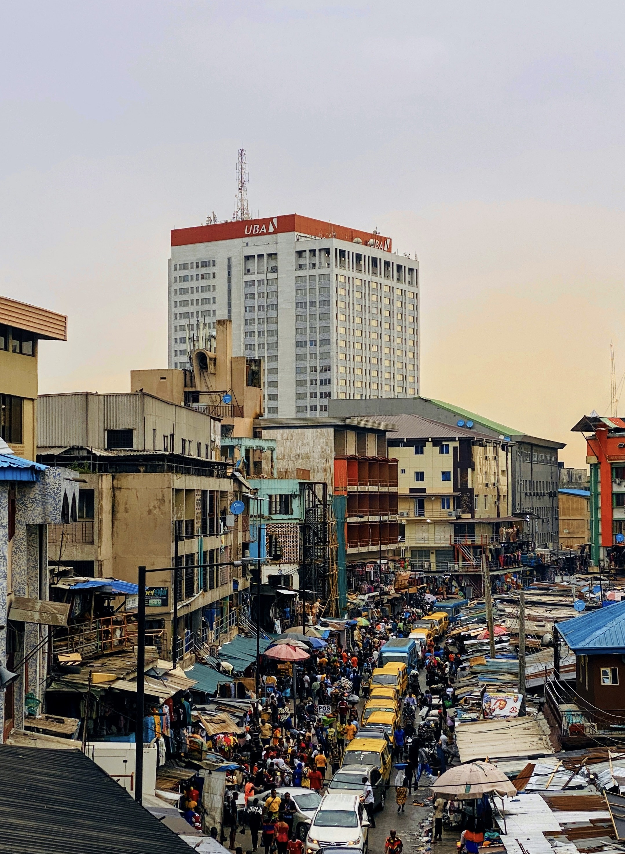 An aerial shot of a Nigerian city. 

Credit: namnso-ukpanah-vvQW-3yfuos-unsplash