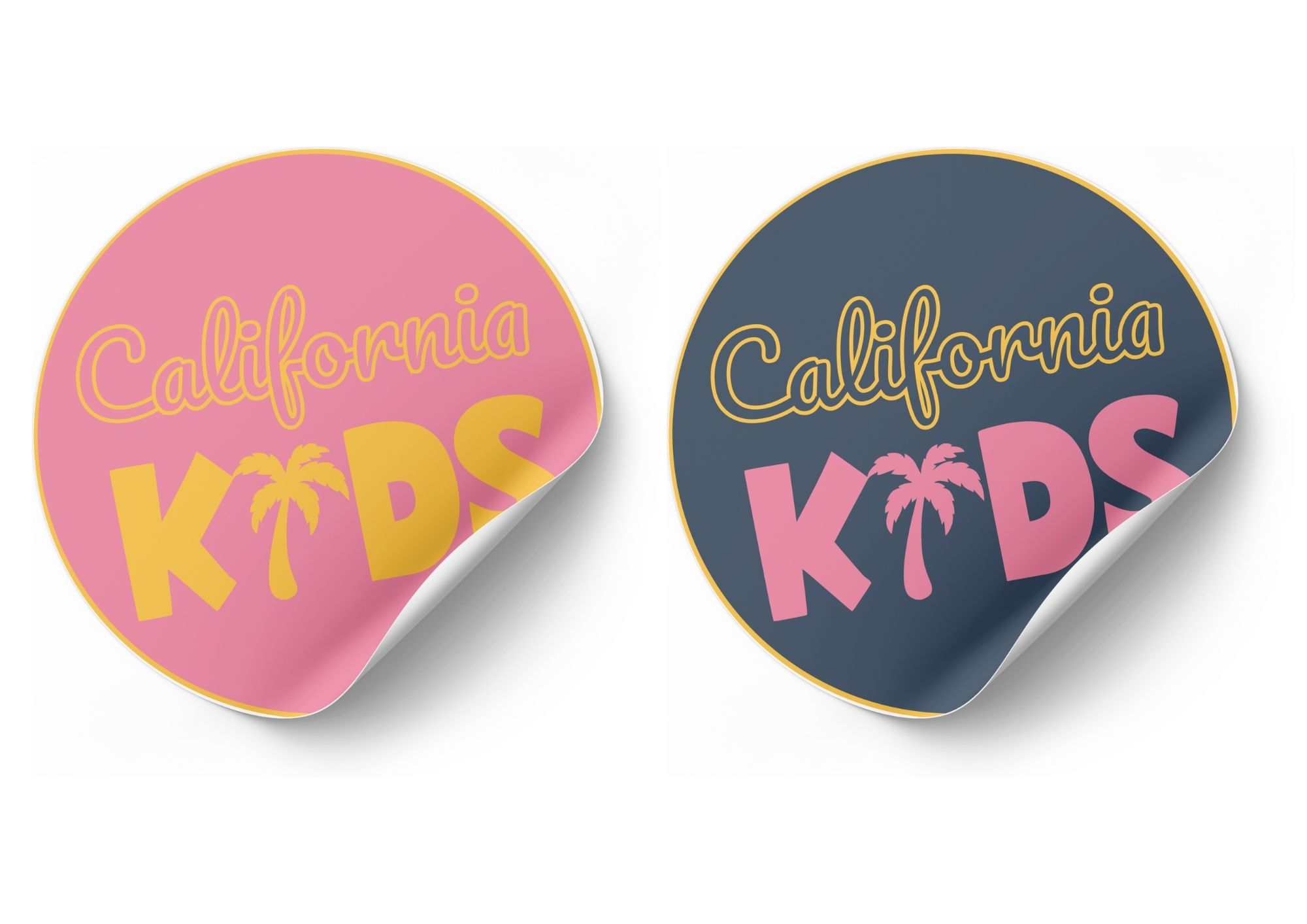 Stickers California Kids déclinant le logo et l’identité visuelle créés par l’agence de branding Bizbold à Liège.