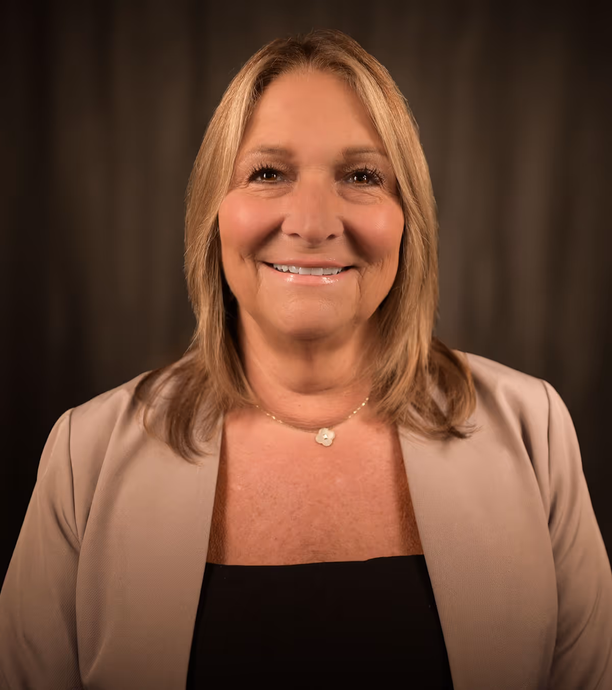 lisa fratarcangeli headshot