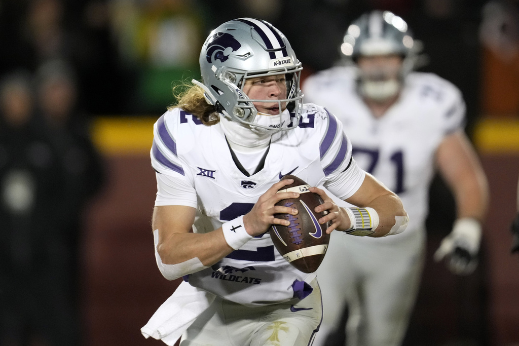 Kansas State QB Avery Johnson will lead the Wildcats vs. Iowa State in Saturday's Week 0 matchup in Dublin.