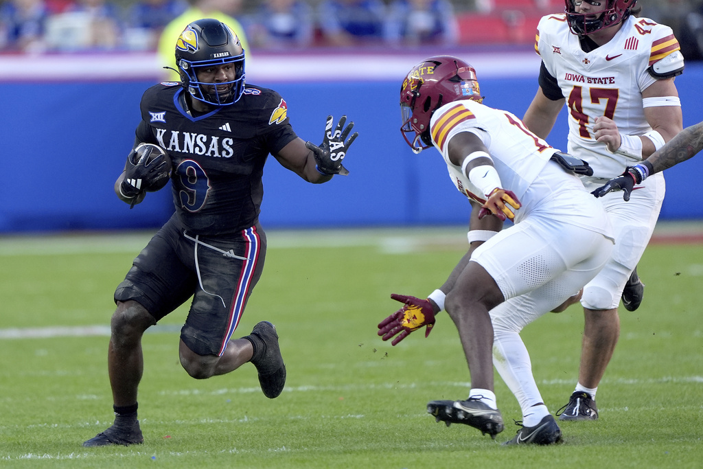 Kansas RB Daniel Hishaw will start at RB for the Jayhawks this year, and is a top CFB pick on PrizePicks in the Fresno State vs. Kansas game.