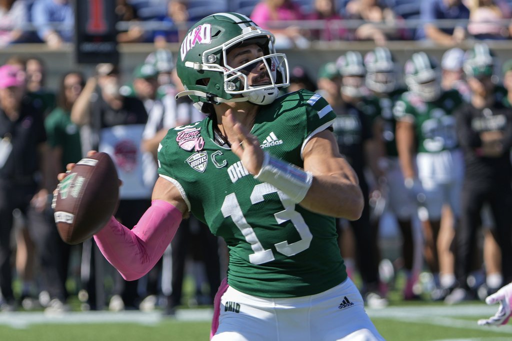 Ohio QB Parker Navarro looks to improve upon a shaky 2024.