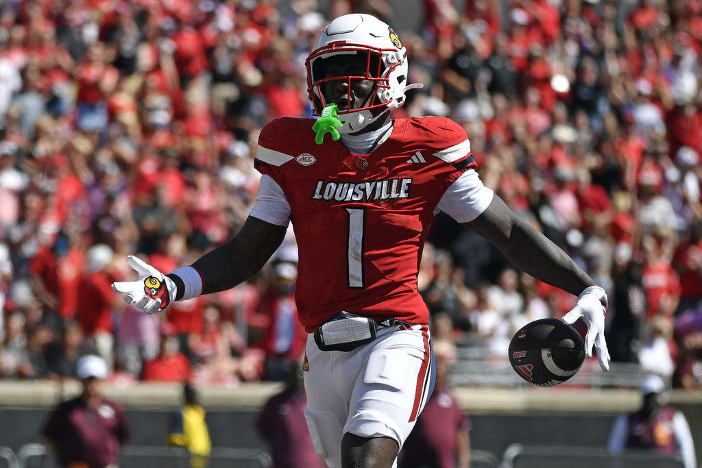 Louisville RB Isaac Brown is a top CFB DFS pick for Friday, September 4, on PrizePicks.