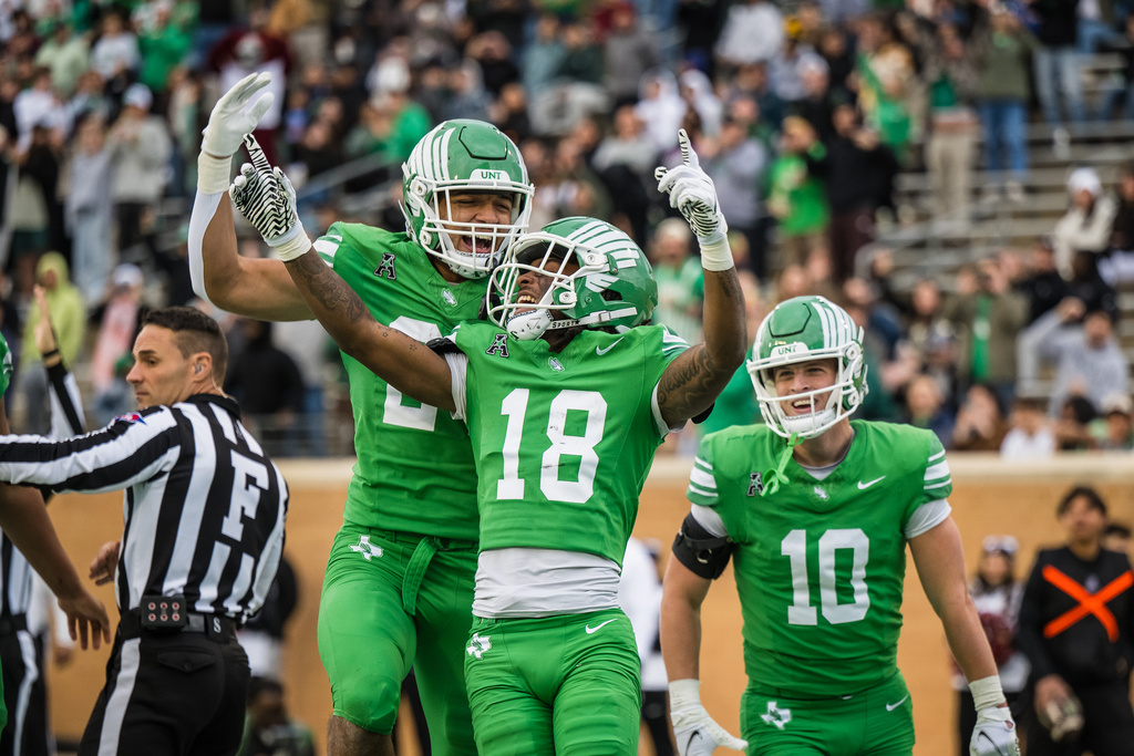 North Texas WR Terrence Lewis celebrates after a touchdown with the Mean Green in a 2025 college football game.