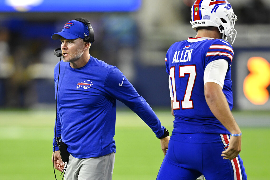 Buffalo Bills HC Sean McDermott and QB Josh Allen during a Thursday Night Football NFL game.