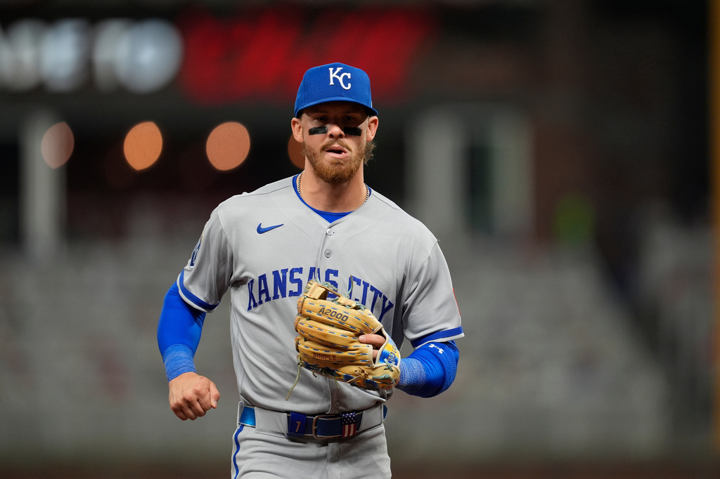 Royals SS Bobby Witt Jr. runs on the field vs. the Braves.