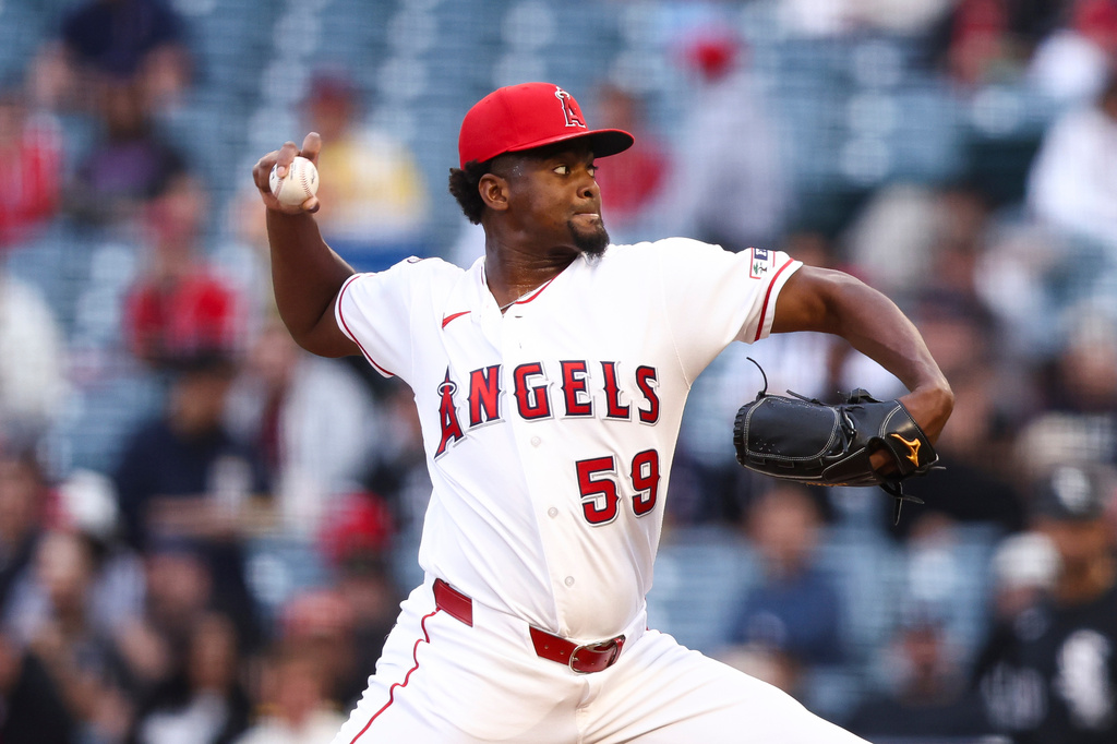 Angels SP Jose Soriano throws to a batter vs. the White Sox.