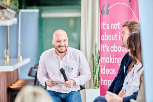 Leighton CTO Steve Morland moderating the on:tech panel.