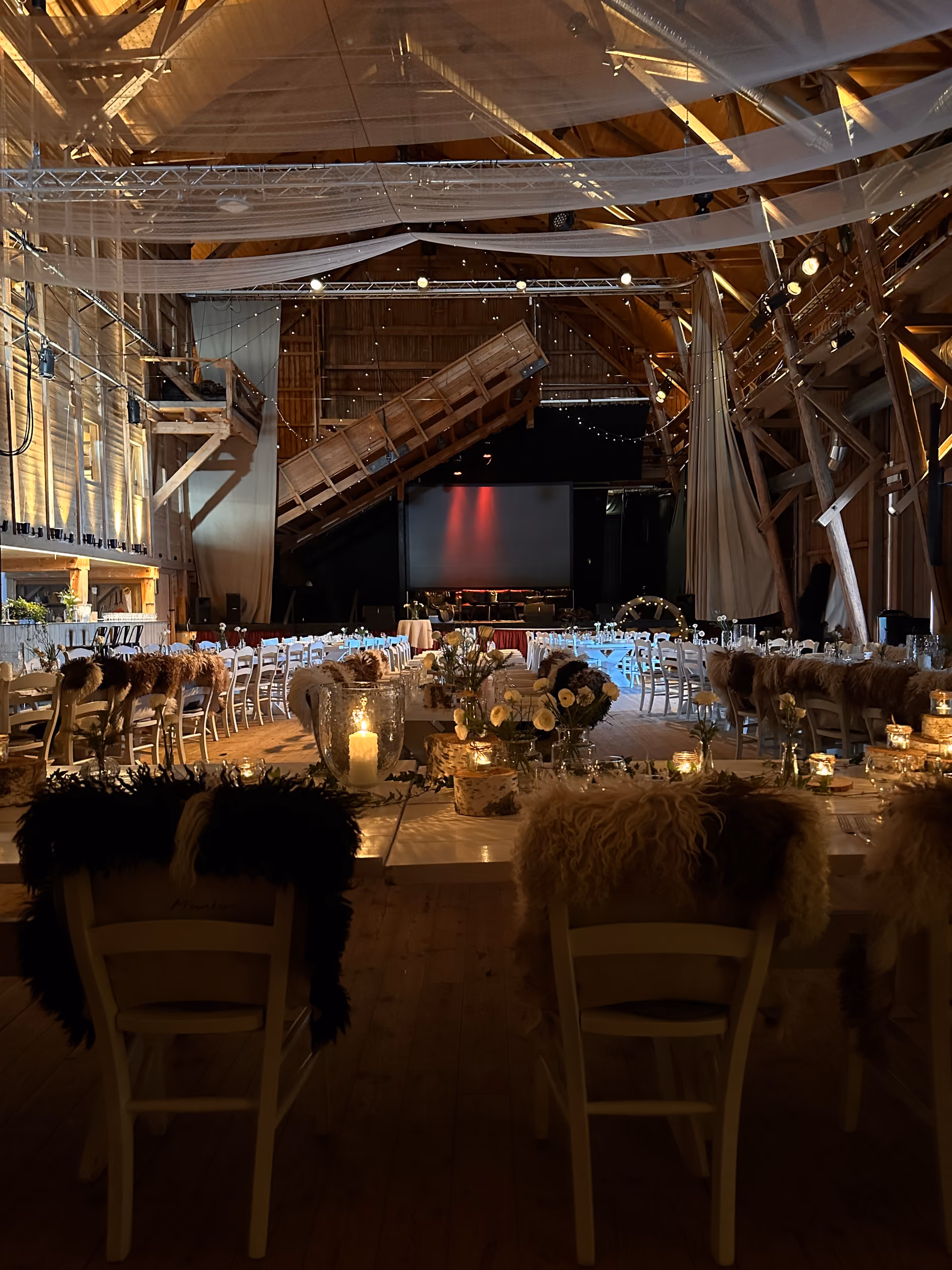 Allsång och julbord med Evelina Olsén på Siggesta Gård