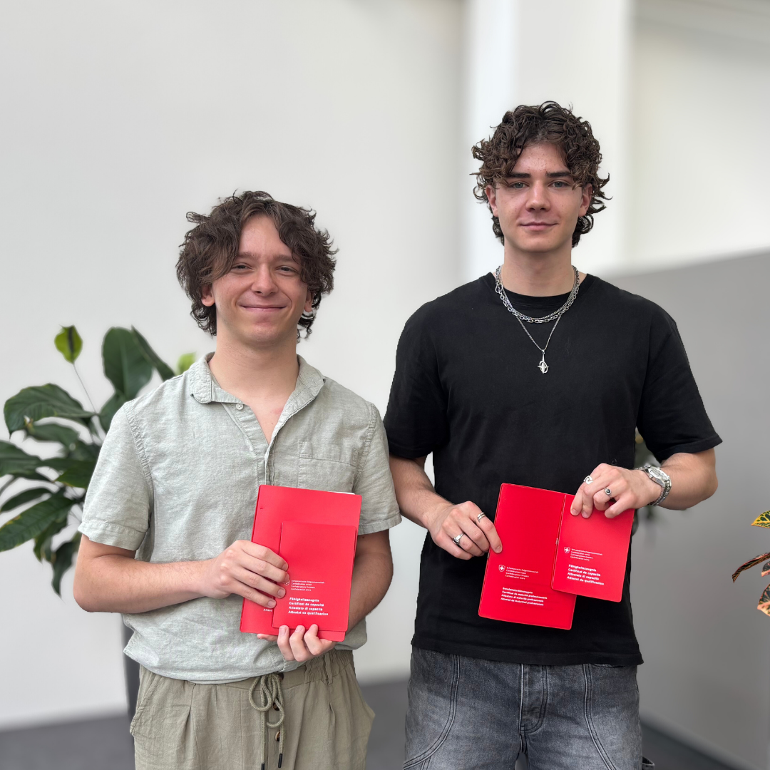 Erfolgreicher Lehrabschluss von Ruben Schumacher und Dominic Unternährer 2025