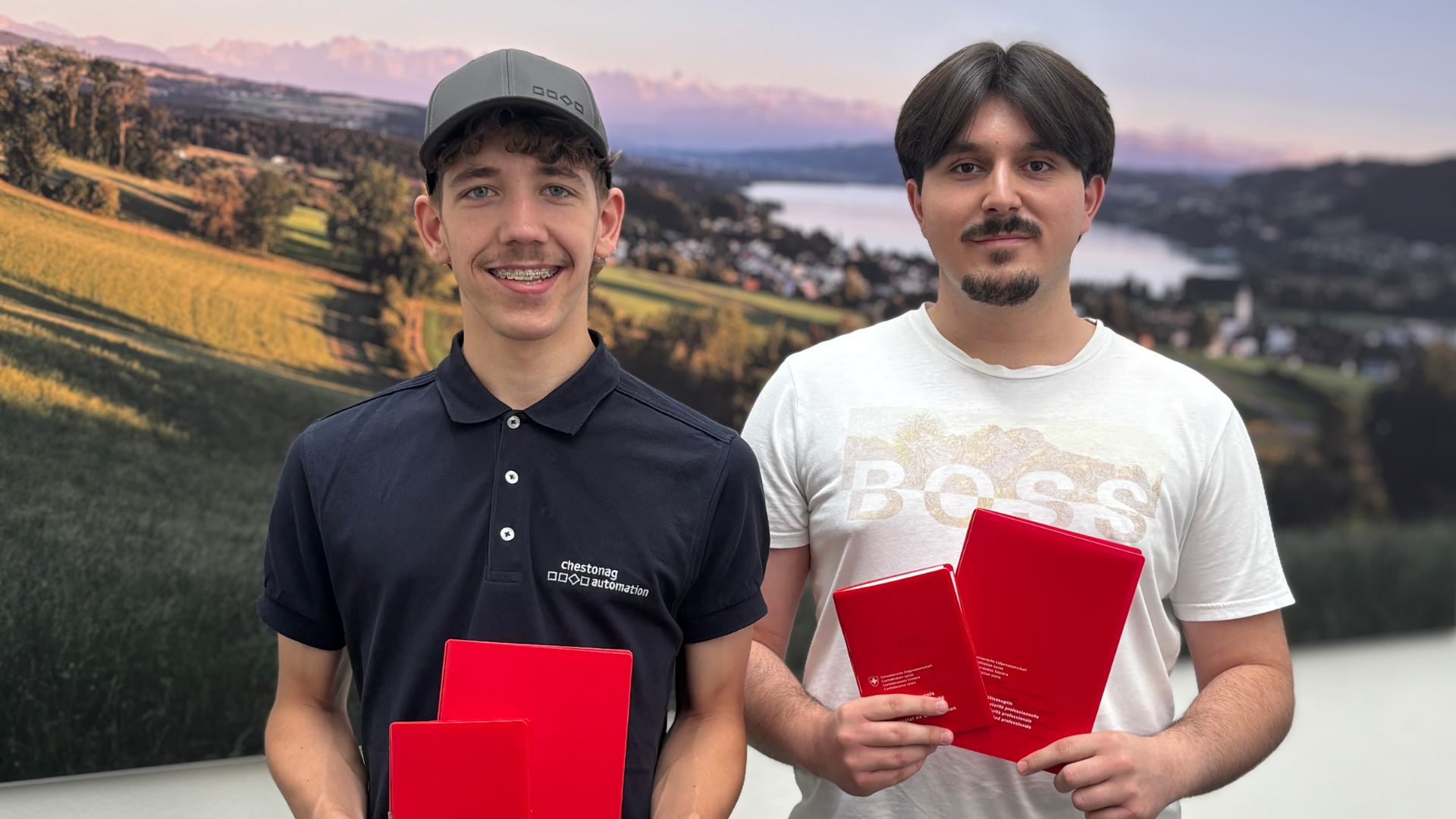 Erfolgreicher Lehrabschluss von Nik Schärer und Dominik Nikolla 2026