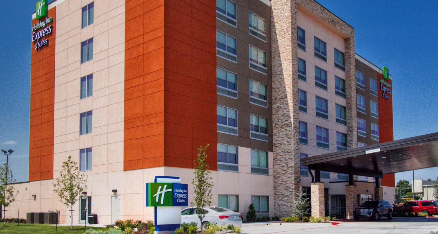 621 NW 8th Street,
Moore, OK 73160