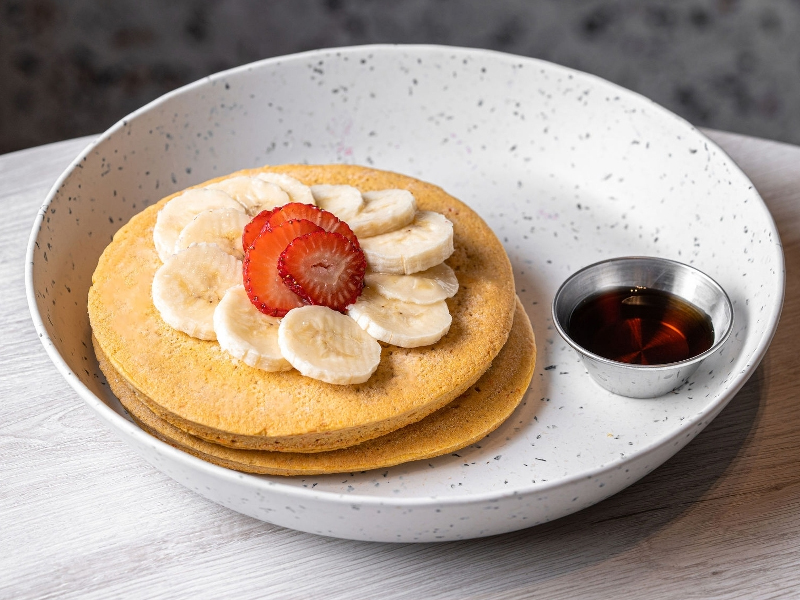 Guilt-Free Indulgence at GROU: Chocolate Mini Cupcakes & Protein Pancakes You’ll Love
