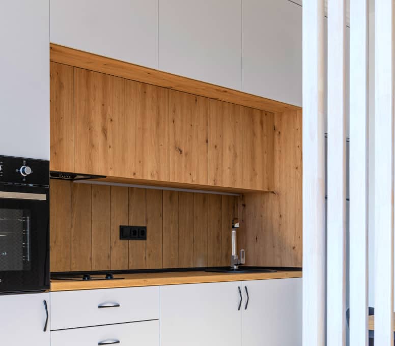 How to choose the right  wood for your house