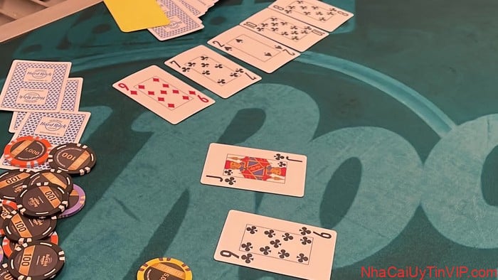 Poker là gì? Tất cả mọi thứ bạn cần biết về trò chơi bài phổ biến nhất thế giới năm 2023