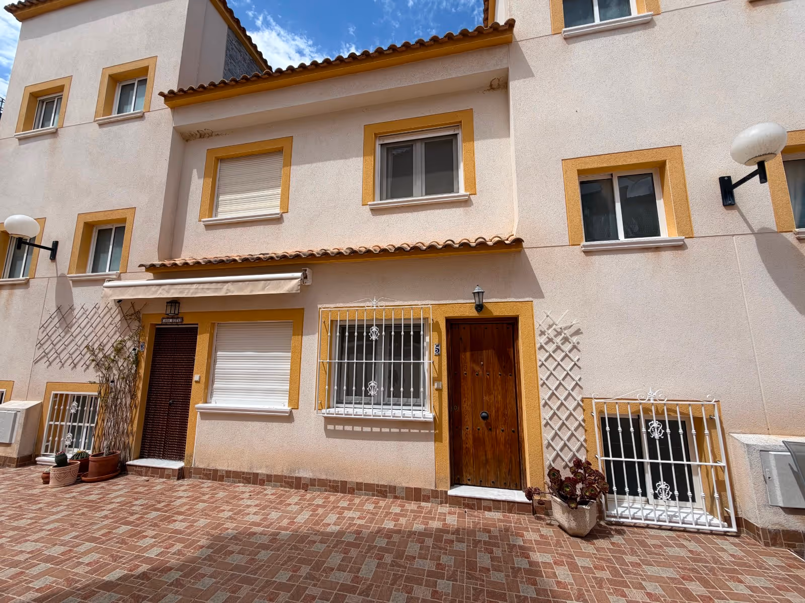 Property Image 4