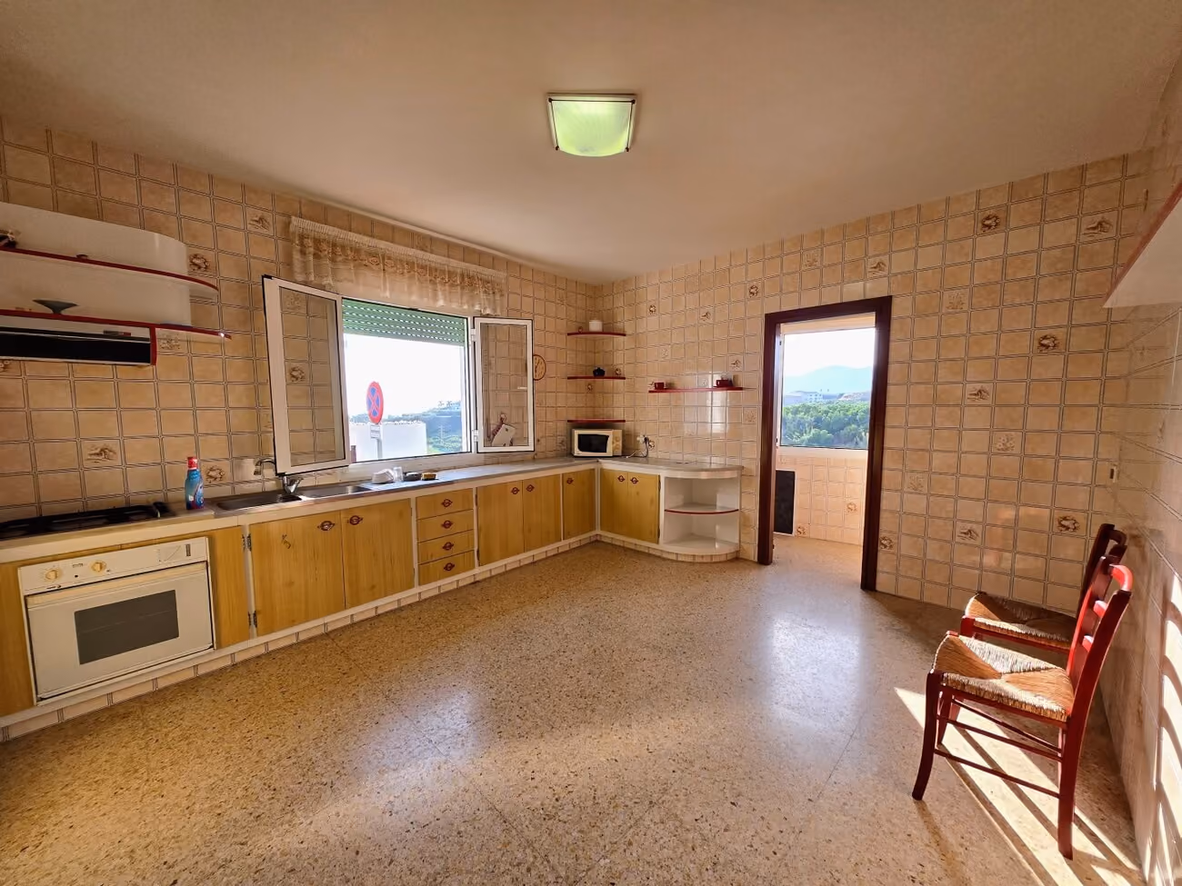 Property Image 4