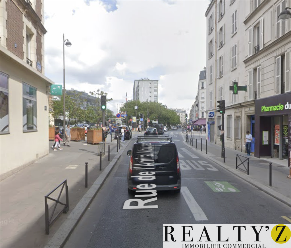 Local Commercial | 336m² | AMIRAL MOUCHEZ 