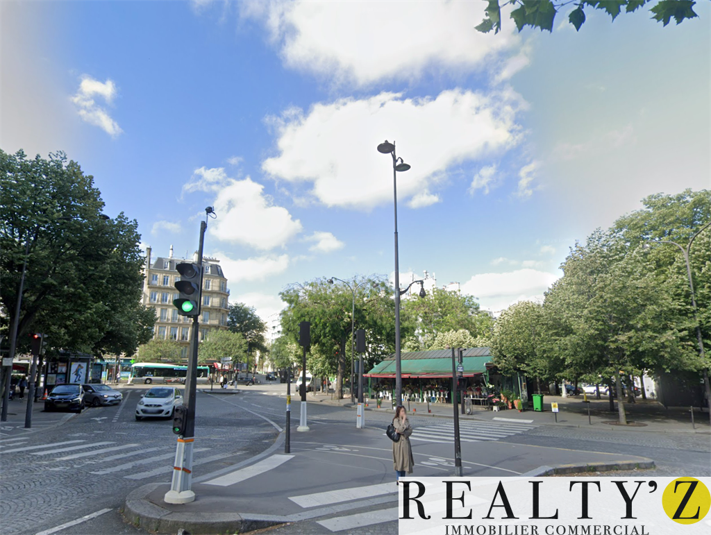 Local Commercial | 73m² | COURCELLES - TERNES 