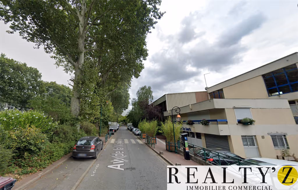 Local Professionnel | 65m² | Saint-maurice 