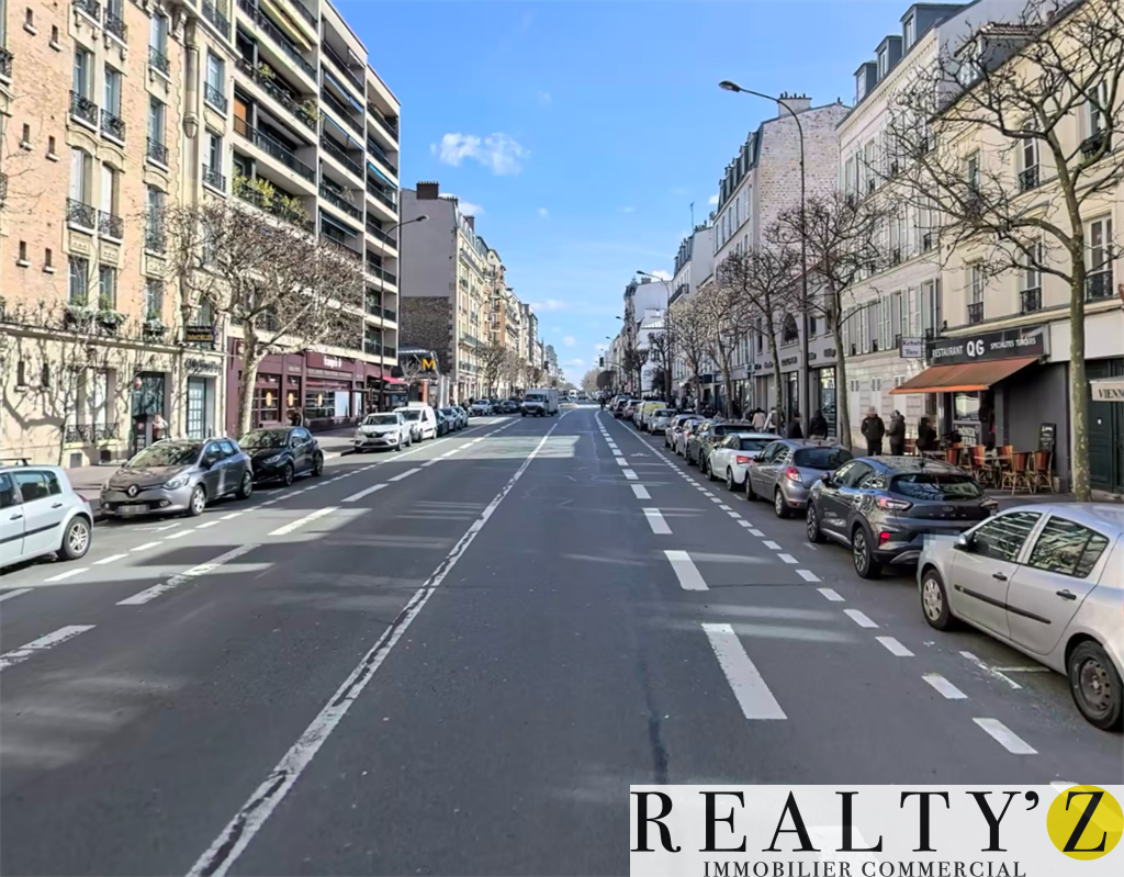 Local Commercial | 77m² | Bérault 