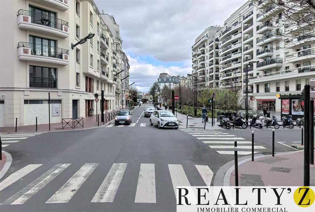 Local Commercial | 130m² | BAUDIN 