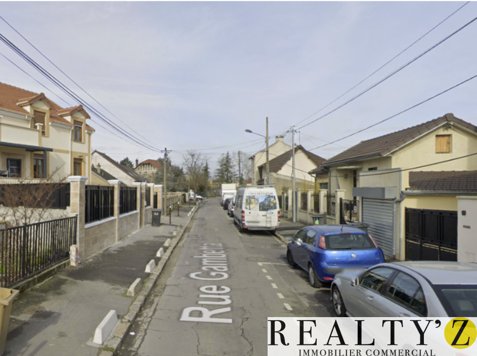Local Commercial | 150m² | Gambetta 