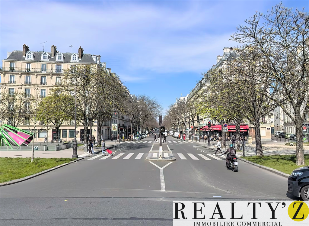 Local Commercial | 53.7m² | PLACE DE LA NATION 